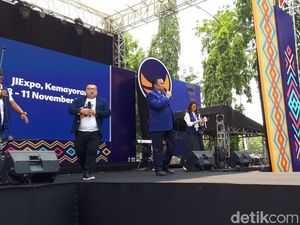 Buka Pasar Restorasi, Rachmat Gobel: NasDem Komitmen Dorong UKM-IKM