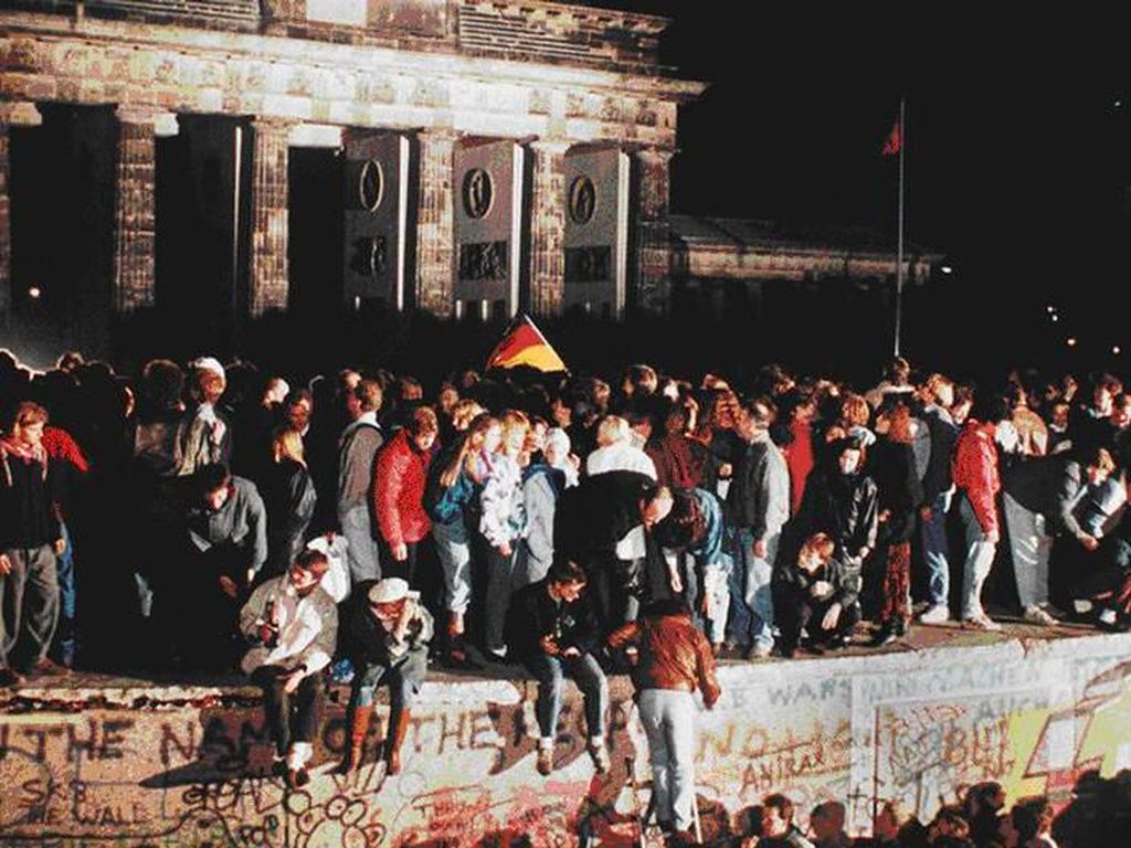 Presiden Jerman Gelar Peringatan 30 Tahun Runtuhnya Tembok Berlin