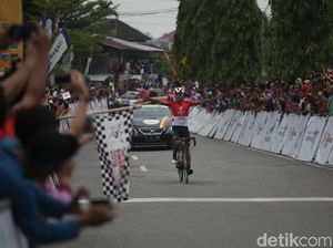Pebalap Indonesia Berjaya di Etape 8 Tour de Singkarak 2019