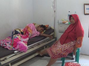 Keracunan Massal di Jombang Diduga Akibat Kontaminasi Bakteri Salmonella Keracunan Massal di Jombang Diduga Akibat Kontaminasi Bakteri Salmonella