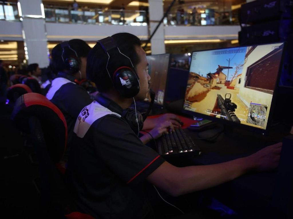 Kemenpora Masih Godok Status Hukum untuk eSport Kemenpora Masih Godok Status Hukum untuk eSport