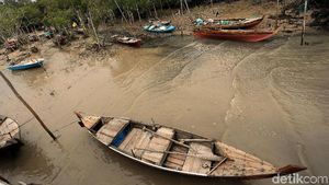 Melihat Kehidupan Kampung Nelayan di Tapal Batas Indonesia