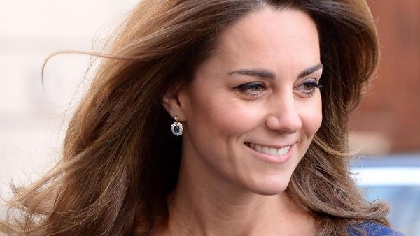 Foto: Kate Middleton Memesona dengan Anting Warisan Putri Diana