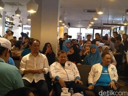 Cerita Penuh Tawa Jokowi dan Gelora
