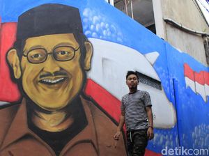 Semarak Hari Pahlawan Lewat Seni Mural di Cimahi