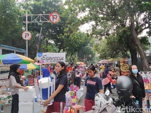 Pak Anies, Ini Suara Para PKL soal Zona Berjualan Saat CFD Pak Anies, Ini Suara Para PKL soal Zona Berjualan Saat CFD