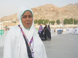 Rezeki Tak Terduga Neneng Majelis Taklim DKI Bisa Pergi Umrah Gratis
