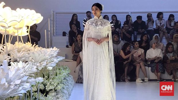 Sakral Gaun Pengantin Gift of Eden Danny Satriadi