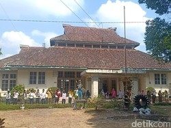 Siswa SMK di Jember Tampilkan Drama Kolosal di Bangunan Peninggalan Belanda