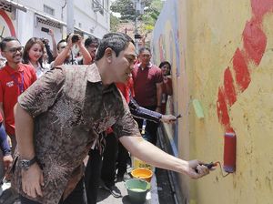 Hari Pahlawan, Walkot Hendi Percantik Kampung Pelangi