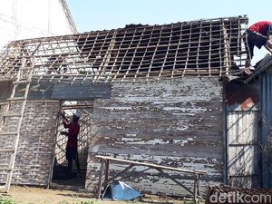 Ini Kerusakan yang Ditimbulkan Angin Kencang di Bojonegoro