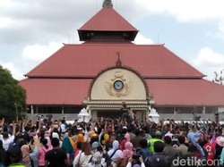 Keraton Yogya Tiadakan Tradisi Garebeg Sawal dan Numplak Wajik Tahun Ini