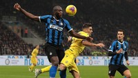 Verona di posisi kesembilan dengan 15 poin.