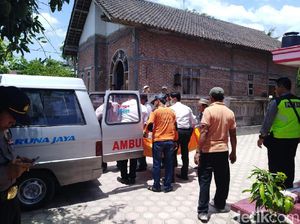 Pria di Blitar Diduga Bunuh Diri dengan Setrumkan Listrik ke Jari Pria di Blitar Diduga Bunuh Diri dengan Setrumkan Listrik ke Jari