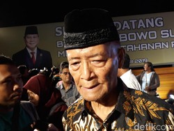 Buya Syafii Selamati Dirjen Haji-Umroh yang Baru: Dia Mampu Walau Belum Haji