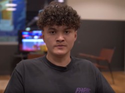 Berlimpah Harta, Gamer Ini Ternyata Curang