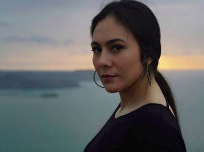 Foto: Wulan Guritno nan Cantik di Geopark Ciletuh