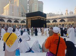 Liburan Akhir Tahun, Banyak yang Akan Umrah ke Tanah Suci Liburan Akhir Tahun, Banyak yang Akan Umrah ke Tanah Suci
