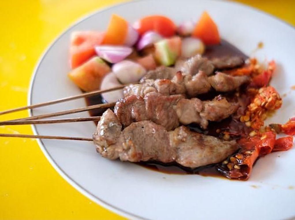 5 Warung Ini Sajikan Sate Kambing Muda Empuk Juicy 5 Warung Ini Sajikan Sate Kambing Muda Empuk Juicy