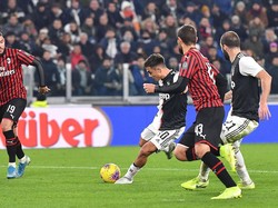 Satu-satunya gol yang tercipta di pertandingan ini datang pada menit 77. Paulo Dybala yang menjadi penentu keunggulan tuan rumah. Alessandro Di Marco/ANSA via AP.