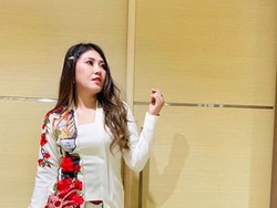 Pingsan saat Manggung, Tim Via Vallen Masih Enggan Berkomentar