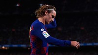 Terlepas dari hubungannya dengan Messi, Griezmann menjalani periode yang berat bersama Barcelona. Dia baru bikin empat gol dari 15 laga di semua kompetisi. (Alex Caparros/Getty Images)