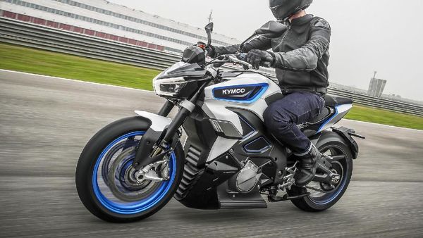 Gagahnya Motor Sport Listrik Kymco RevoNex