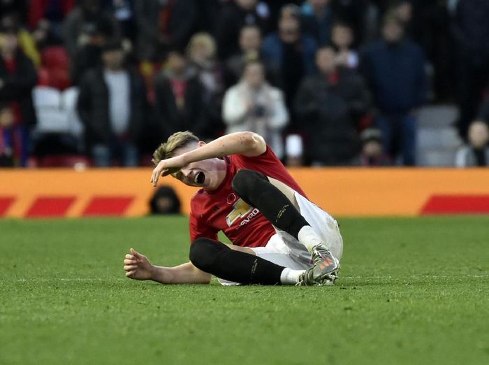 Scott McTominay cedera saat Manchester United mengalahkan Brighton di Liga Inggris (AP Photo/Rui Vieira) Scott McTominay cedera saat Manchester United mengalahkan Brighton di Liga Inggris (AP Photo/Rui Vieira)