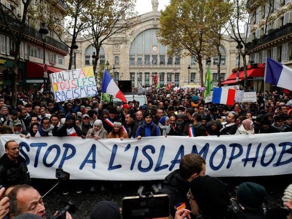 Lebih dari 10 Ribu Orang Ikut Aksi Melawan Islamofobia di Prancis