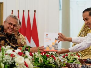 Lapor Evaluasi Pemilu ke Jokowi, KPU Singgung Partisipasi Pemilih Lapor Evaluasi Pemilu ke Jokowi, KPU Singgung Partisipasi Pemilih