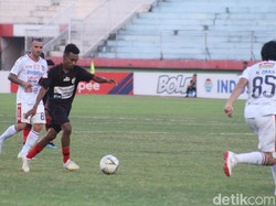 Persipura Vs Bali United Tuntas 2-2