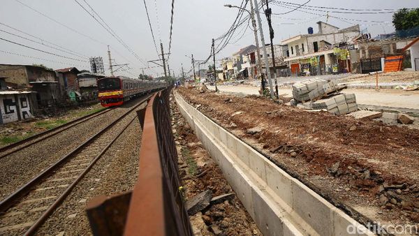 Progres Terkini Pembangunan Jalan Inspeksi Pasar Minggu