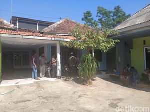 Pedagang Sayur Dirampok, Pikap dan Motor Trail Dibawa Kabur Korban Dibacok Pedagang Sayur Dirampok, Pikap dan Motor Trail Dibawa Kabur Korban Dibacok
