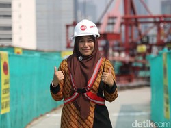 Rahasia Dina Bangun Jembatan Lengkung Terpanjang untuk LRT Jabodebek
