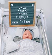 Fitri Tropica Lahirkan Bayi Perempuan, Ini Makna Indah Namanya