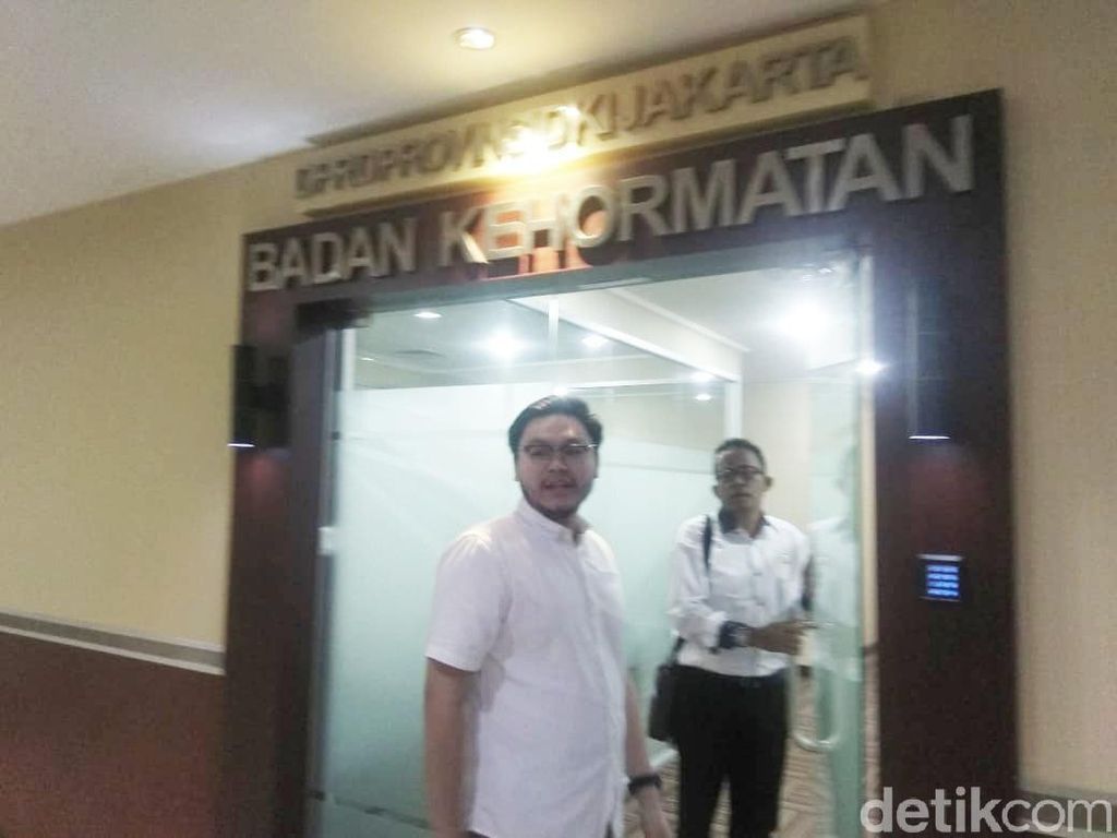 Badan Kehormatan DPRD DKI Panggil William soal Bongkar Rencana Anggaran Badan Kehormatan DPRD DKI Panggil William soal Bongkar Rencana Anggaran