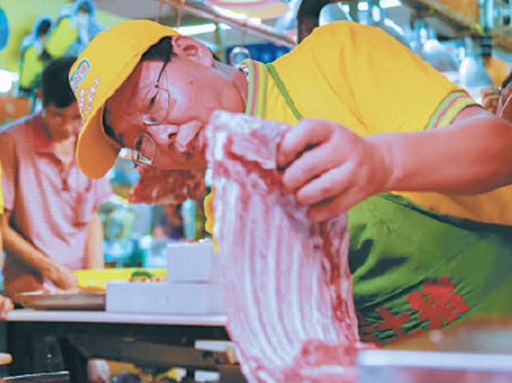 Diejek Jualan Daging di Pasar, Kini Penghasilan Pria Ini Capai Rp 3,6 Triliun Diejek Jualan Daging di Pasar, Kini Penghasilan Pria Ini Capai Rp 3,6 Triliun
