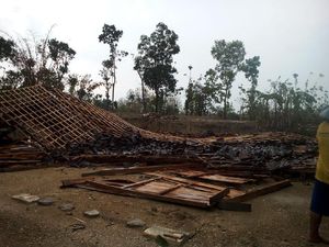 Angin Kencang Terjang Jatim, 12 Kabupaten dan Kota Terdampak