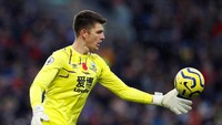 Kiper Burnley, Nick Pope, bermain cemerlang saat timnya menang 3-0 atas West Ham United. Dia membuat empat penyelamatan penting. (REUTERS)