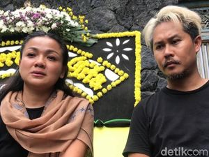 Pesan Nirina Zubir: Sempatkan Bilang Sayang ke Ibu