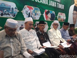 MUI Jatim Imbau Tak Salam Semua Agama, Ini Sikap PWNU