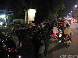 Mahasiswa UMI Makassar Tewas Diserang, Puluhan Polisi Berjaga