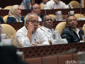Saat Anggota DPR Todong Nomor HP Menteri PUPR di Tengah Rapat