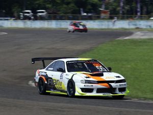 Turunkan 7 Pebalap Lagi di ISSOM Seri VI, ABM Raih 9 Trofi Juara Turunkan 7 Pebalap Lagi di ISSOM Seri VI, ABM Raih 9 Trofi Juara