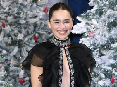 Emilia Clarke, Charlies Angels hingga Artis yang Lakukan Oplas