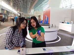Sambil Nunggu di Terminal 3 Bisa Jajal Smartphone OPPO