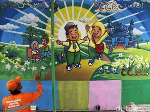 Mural Cantik dan Mendidik Hiasi Perkampungan di Koja Jakarta Utara