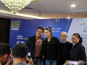 9Gag, Najawa Shihab dan Nadya Hutagalung Ramaikan Media Sosial Week 9Gag, Najawa Shihab dan Nadya Hutagalung Ramaikan Media Sosial Week