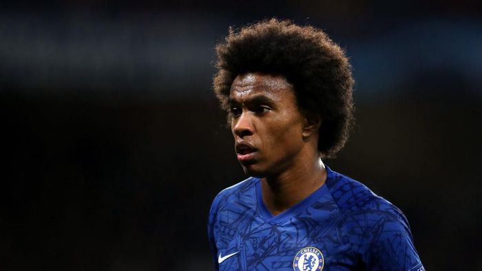 LONDON, ENGLAND - NOVEMBER 05: Willian of Chelsea during the UEFA Champions League group H match between Chelsea FC and AFC Ajax at Stamford Bridge on November 05, 2019 in London, United Kingdom. (Photo by Catherine Ivill/Getty Images)