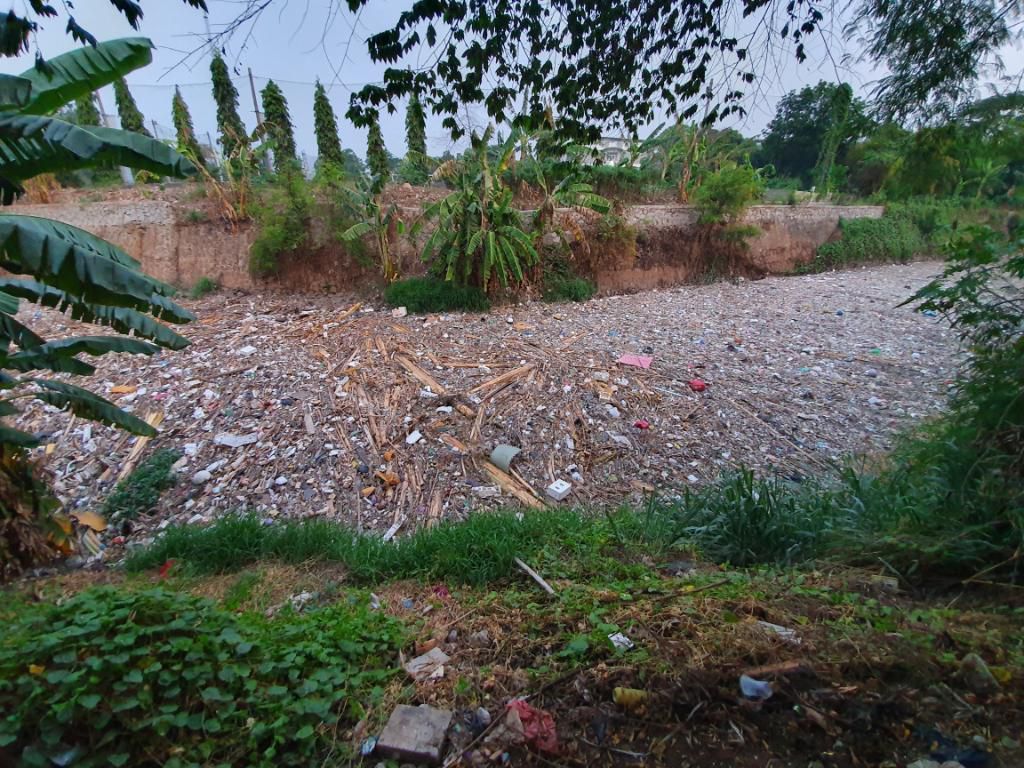 Sampah Kembali Menumpuk di Kali Jambe Bekasi, Didominasi Styrofoam Sampah Kembali Menumpuk di Kali Jambe Bekasi, Didominasi Styrofoam